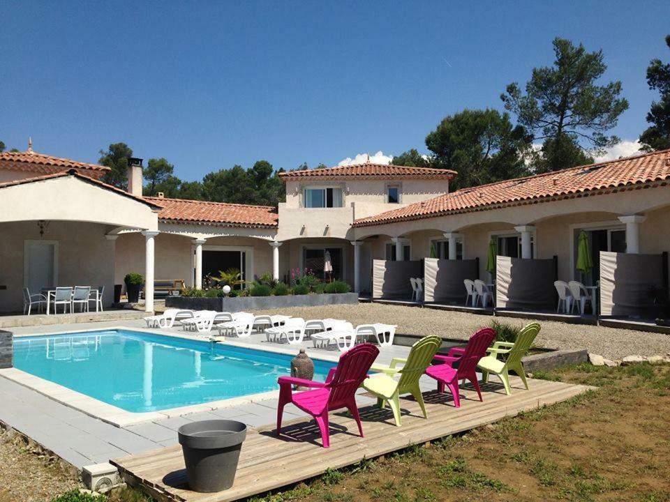 Villa Des Soleils Sillans-la Cascade Luaran gambar