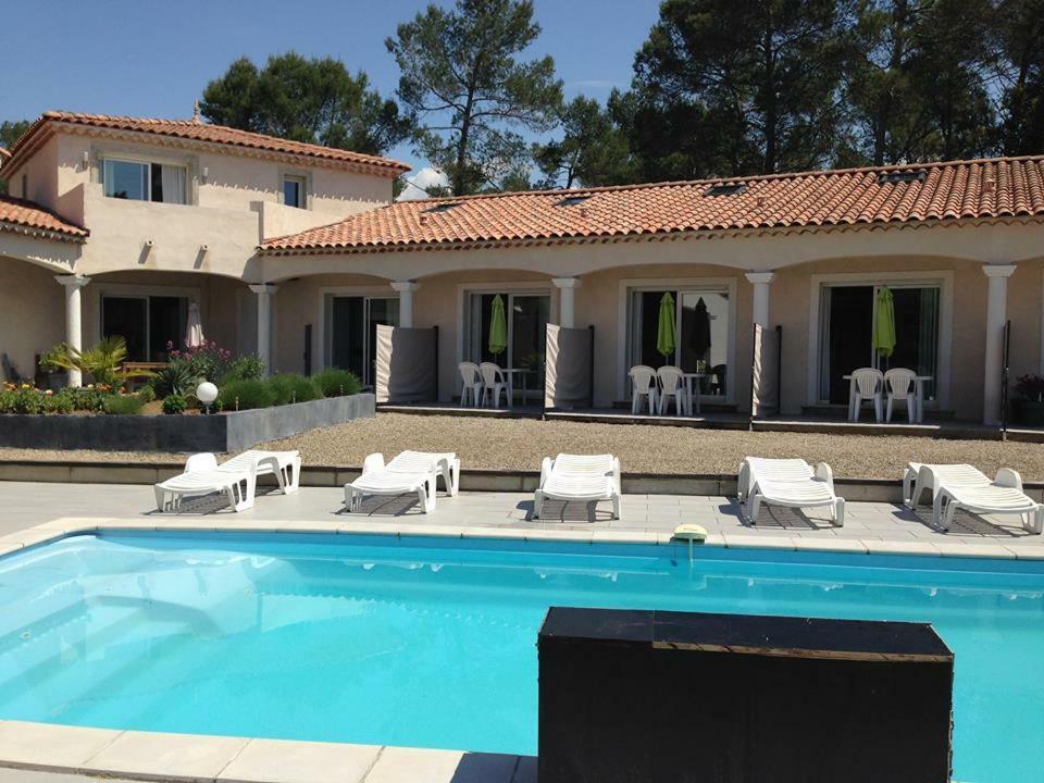 Villa Des Soleils Sillans-la Cascade Luaran gambar